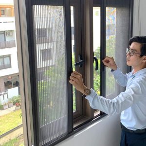 Cửa lưới chống muỗi dạng xếp màu ghi DXMG 01